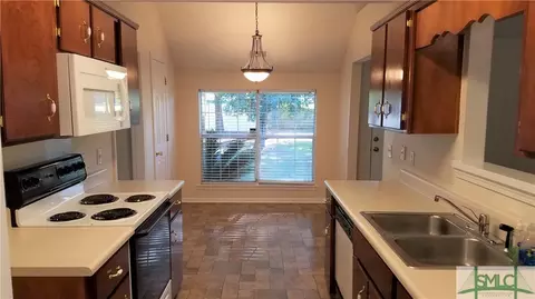 7 Pinehurst Ln, Pooler, GA 31322 photo 7
