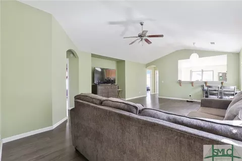 159 Lakepointe Dr, Savannah, GA 31407 photo 4