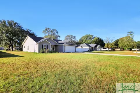 111 Third St, Guyton, GA 31312 photo 4