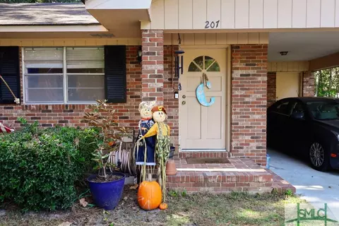 207 Warnock St, Brooklet, GA 30415 photo 2