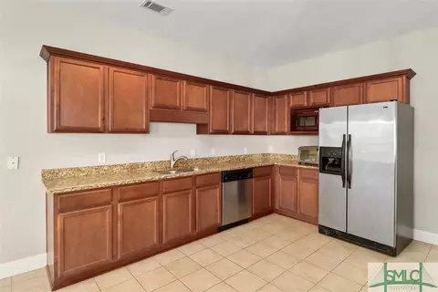 818 Hyacinth Cir, Guyton, GA 31312 photo 11