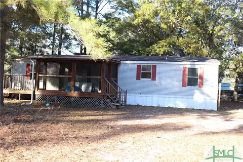 504 Red Bird Dr, Springfield, GA 31329 photo 1