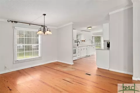 219 Hickory Cir, Springfield, GA 31329 photo 7