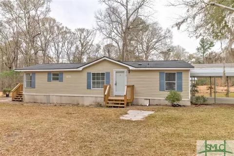 219 Hickory Cir, Springfield, GA 31329 photo 2