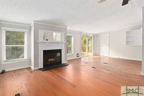 219 Hickory Cir, Springfield, GA 31329 photo 4