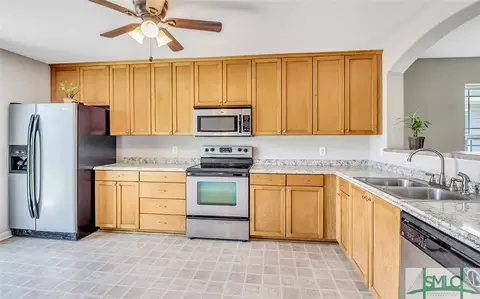 116 Lakepointe Dr, Savannah, GA 31407 photo 10