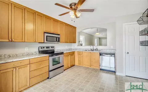 116 Lakepointe Dr, Savannah, GA 31407 photo 12