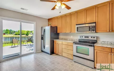 116 Lakepointe Dr, Savannah, GA 31407 photo 11