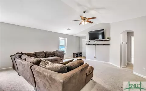 116 Lakepointe Dr, Savannah, GA 31407 photo 6