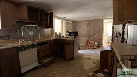 331 Chevis Rd, Savannah, GA 31419 photo 6