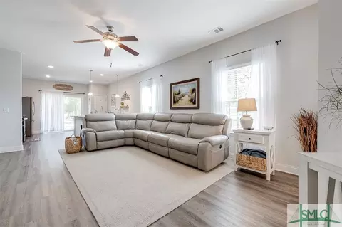 502 Sweet Cherry Ln, Springfield, GA 31329 photo 9