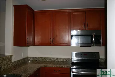 120 Lakepointe Dr, Savannah, GA 31407 photo 5