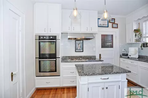 315 E 54th St, Savannah, GA 31405 photo 14
