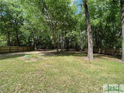 125 Pine Ave, Midway, GA 31320 photo 17