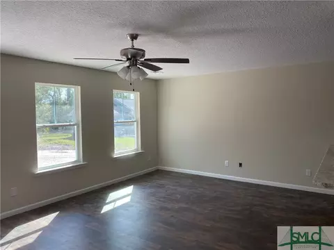 117 Rebel Estates Dr, Springfield, GA 31329 photo 5