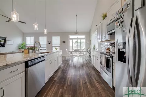 135 Grimsby Rd, Savannah, GA 31407 photo 9