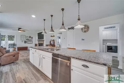 6 Easy St, Guyton, GA 31312 photo 8