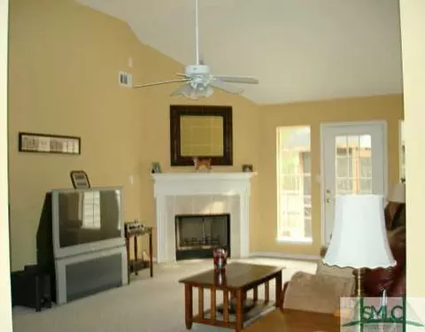 233 Longleaf Cir, Pooler, GA 31322 photo 3