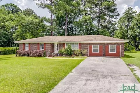 205 E 8th St, Rincon, GA 31326 photo 4