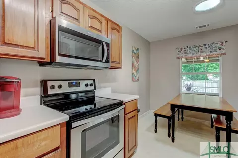 214 Longleaf Cir, Pooler, GA 31322 photo 9