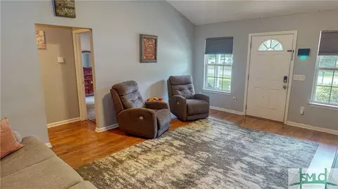 412 Shadowbrook Cir, Springfield, GA 31329 photo 4