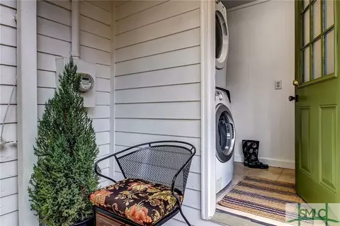209 E 33rd St, Savannah, GA 31401 photo 27