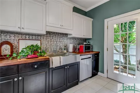 209 E 33rd St, Savannah, GA 31401 photo 14
