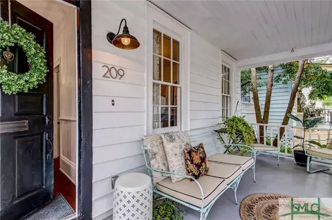 209 E 33rd St, Savannah, GA 31401 photo 5