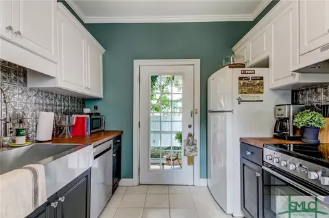 209 E 33rd St, Savannah, GA 31401 photo 18
