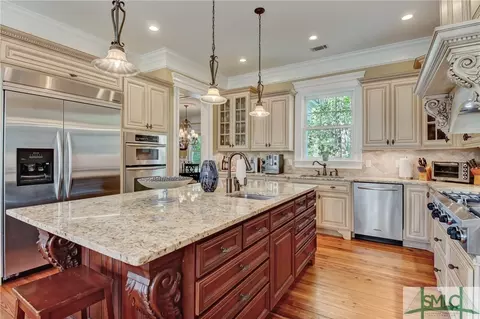 7 Commodore Ct, Savannah, GA 31410 photo 14