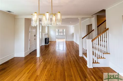 331 E 54th St, Savannah, GA 31405 photo 4