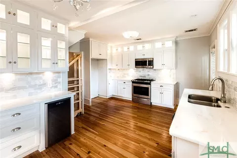 331 E 54th St, Savannah, GA 31405 photo 13