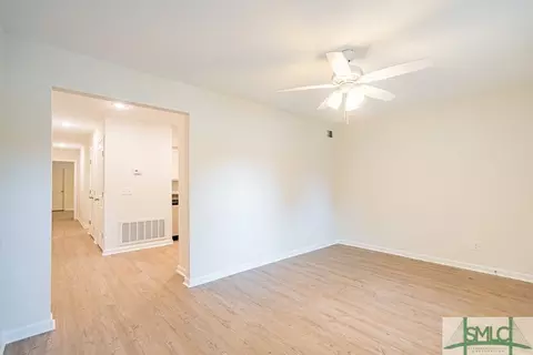 402 E 3rd St, Springfield, GA 31329 photo 7