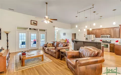 182 Willow Point Cir, Pooler, GA 31322 photo 7