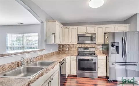 143 Lakepointe Dr, Savannah, GA 31407 photo 6