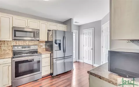 143 Lakepointe Dr, Savannah, GA 31407 photo 7