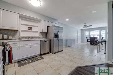 421 E Mell St, Pooler, GA 31322 photo 8