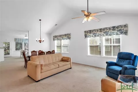 136 Regency Cir, Pooler, GA 31322 photo 6