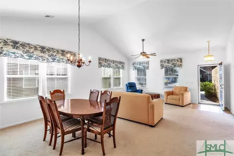 136 Regency Cir, Pooler, GA 31322 photo 8