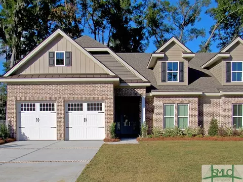 111 Hope Ln # A, Savannah, GA 31406