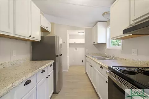 148 Pine Ave, Midway, GA 31320 photo 10
