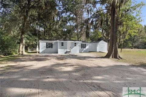 148 Pine Ave, Midway, GA 31320 photo 2