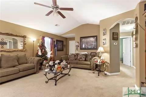 42 Spring Lake Cir, Savannah, GA 31407 photo 4