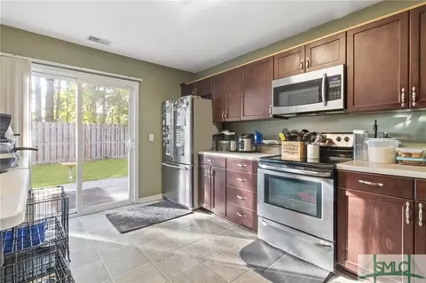 42 Spring Lake Cir, Savannah, GA 31407 photo 9