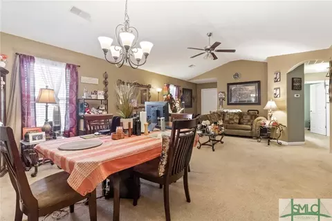 42 Spring Lake Cir, Savannah, GA 31407 photo 8