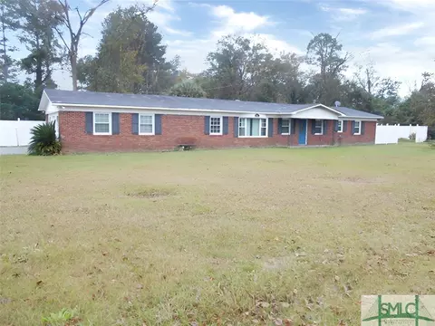 406 Warnock St, Brooklet, GA 30415 photo 2