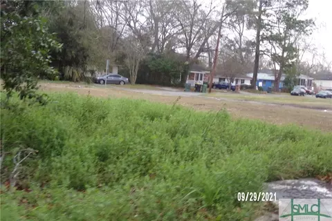 1809 Dexter St, Savannah, GA 31415