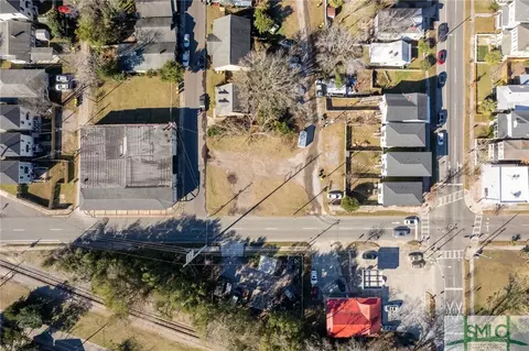 547 E Anderson Ln, Savannah, GA 31401