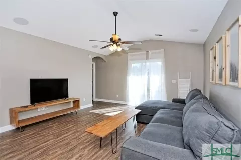 169 Lakepointe Dr, Savannah, GA 31407 photo 9