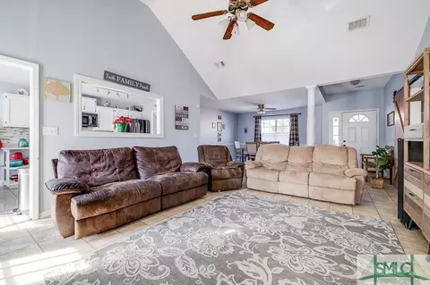 301 White Bluff Ct, Guyton, GA 31312 photo 9